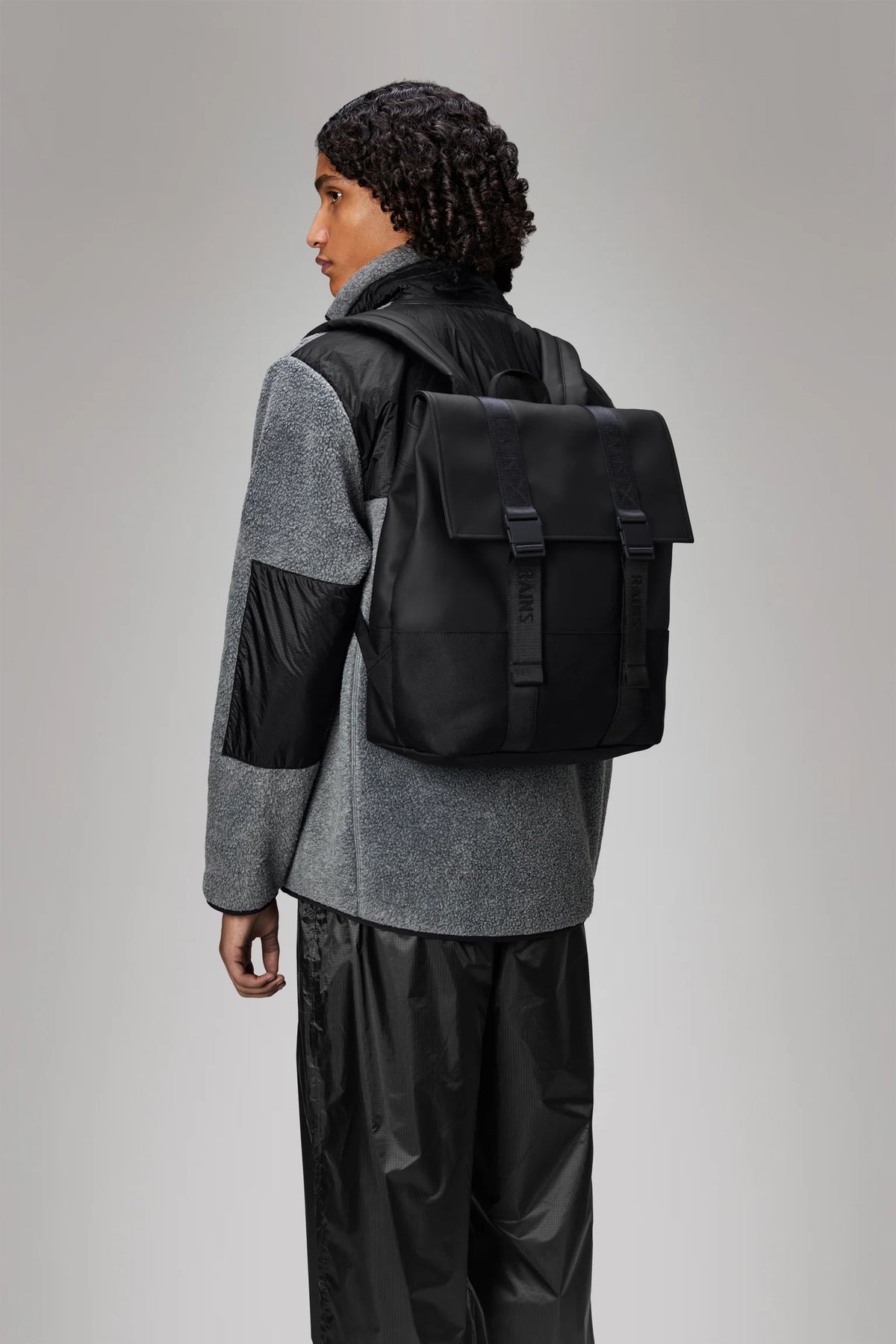 rains black msn backpack Trail MSN Bag - Black