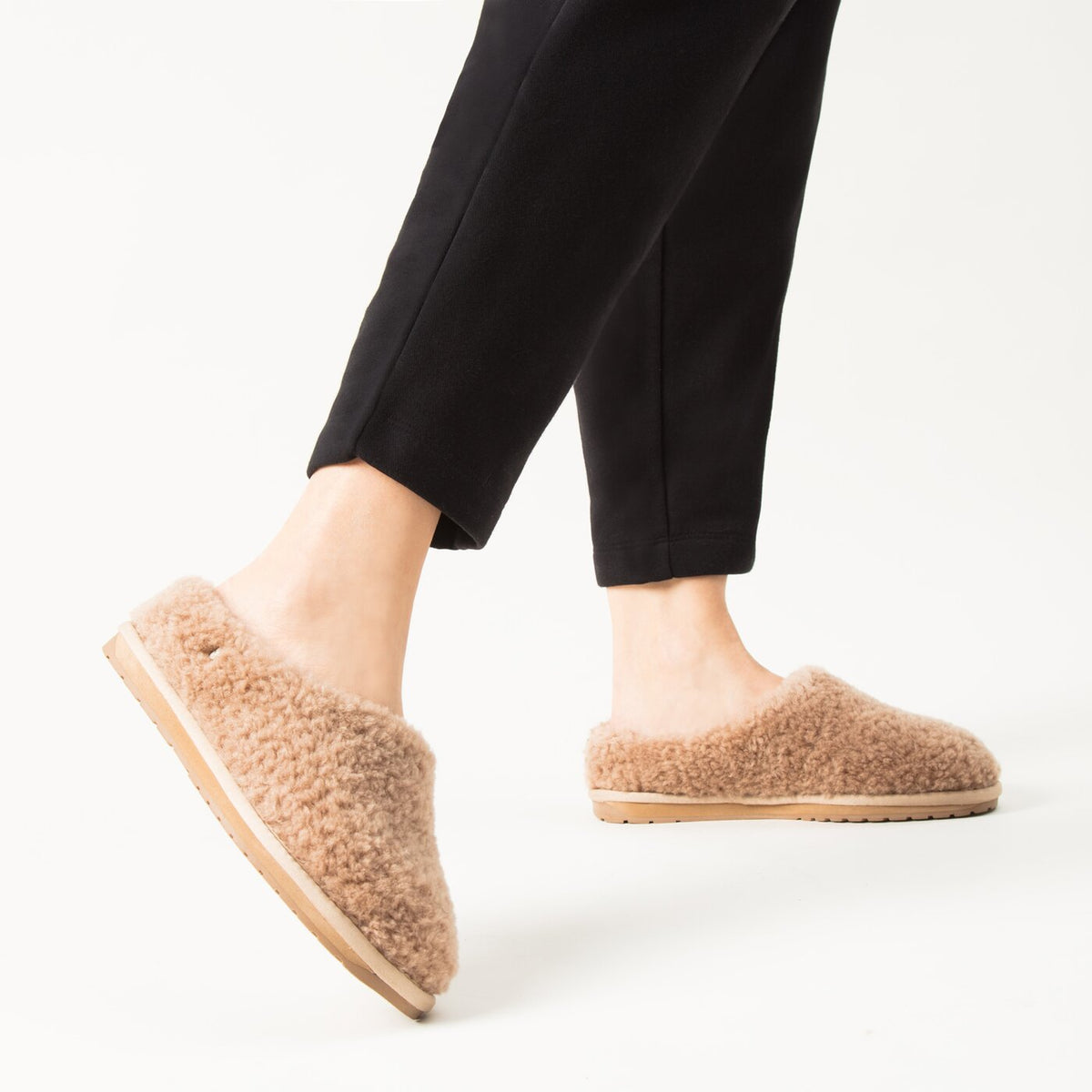 Emu Joy Teddy Slippers Emu Womens Slippers Joy Teddy Camel