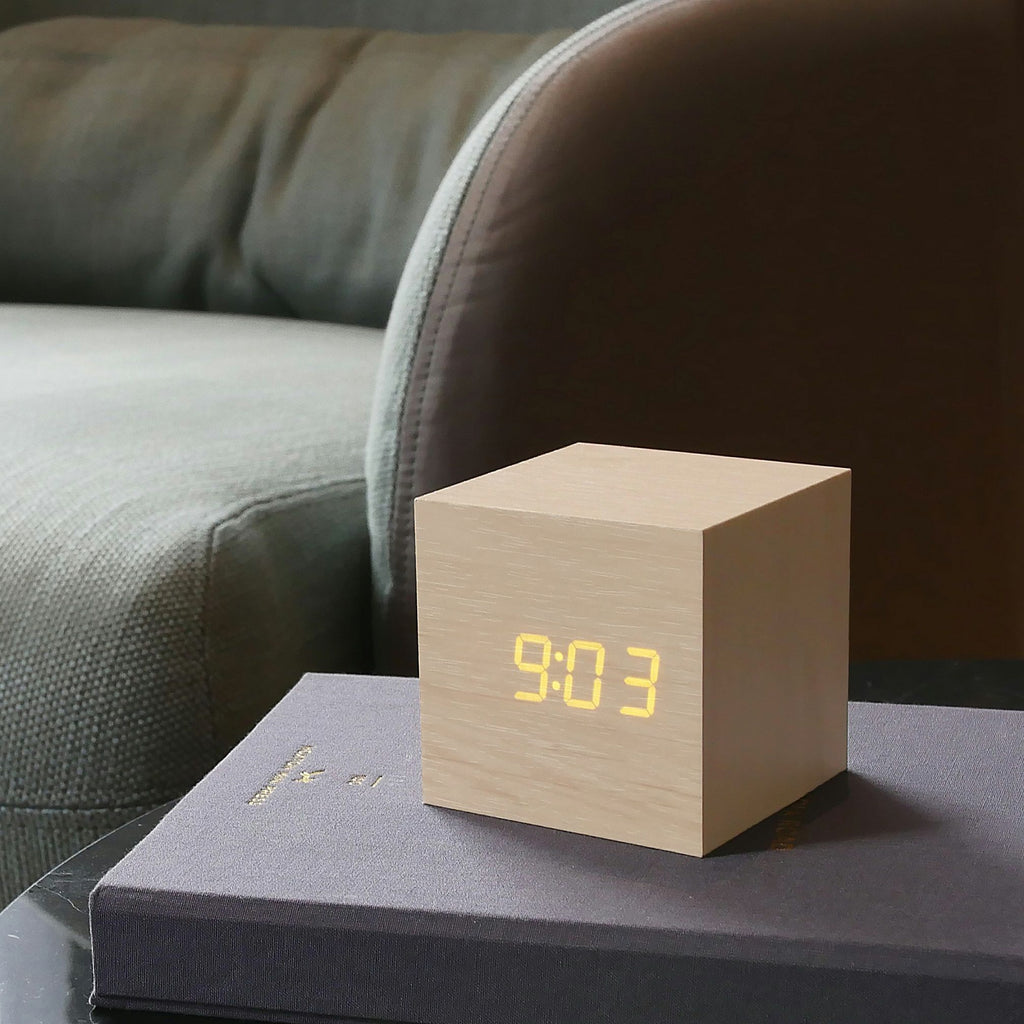 Cube Click Clock - Maple