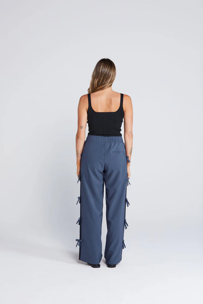 Bowtiful Pant - Navy Oxford