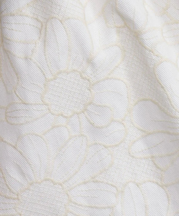 Everyday Short - Creamy Daisy