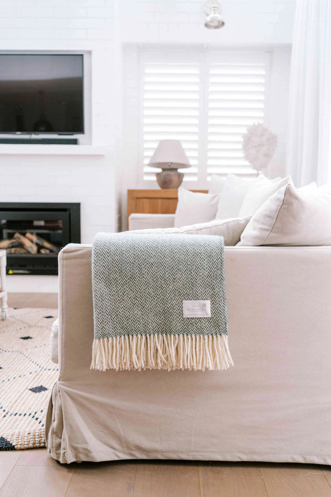 Goss Green Throw
