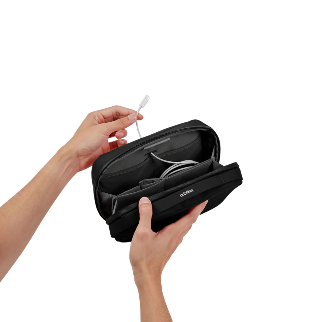 2-in-1 Tech Pouch - Black