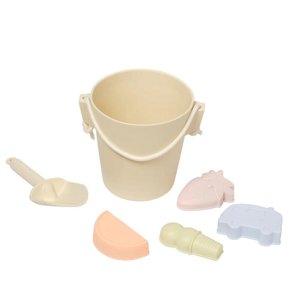 Silicone Bucket and Spade Set - Apple Sorbet