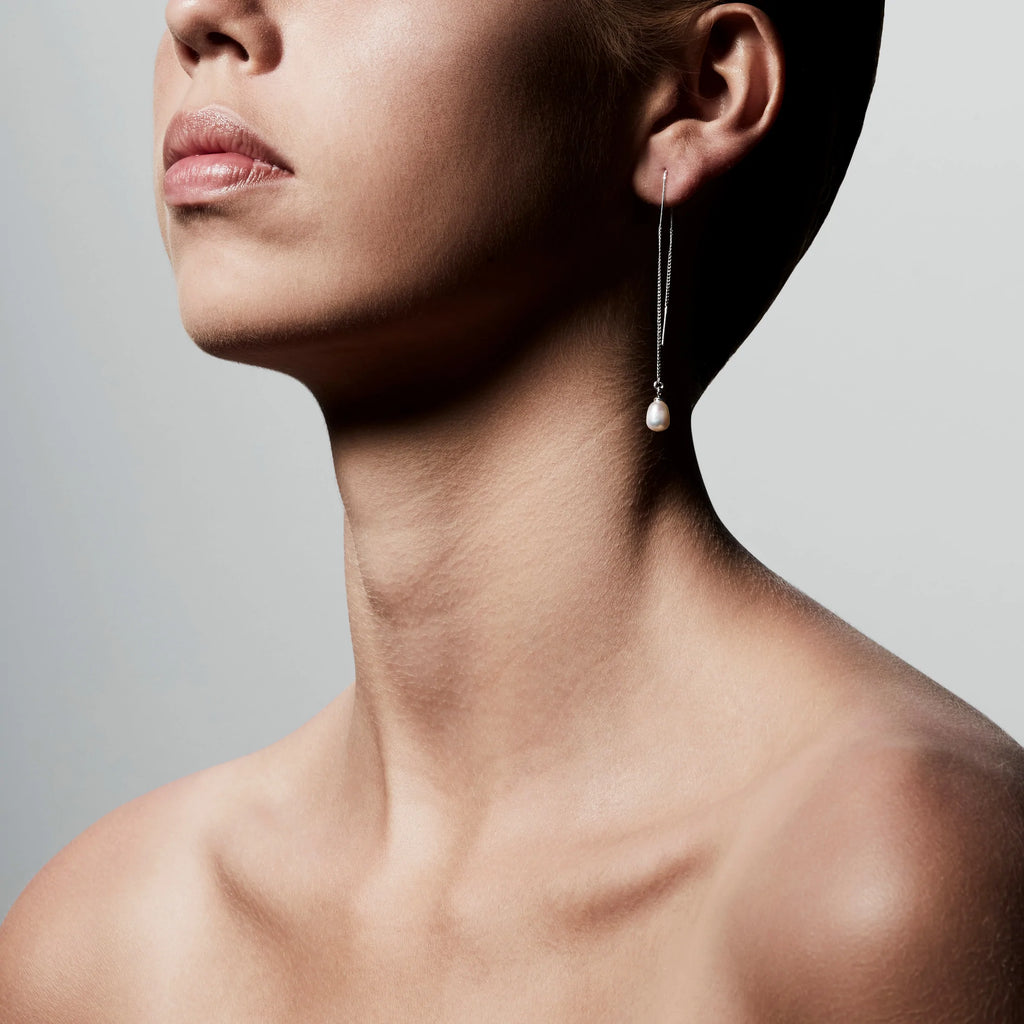 Chloe earrings discount