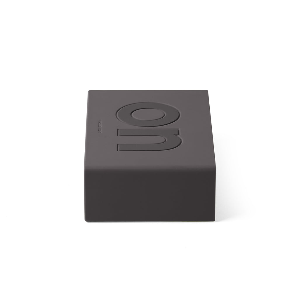 Reveil flip + rubber dark grey LEXONFLIPRUBDG - Conforama