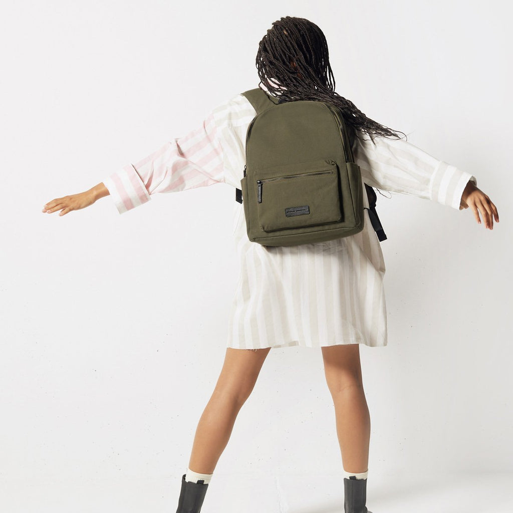 status-anxiety-bag-good-kid-backpack-khaki-canvas-2